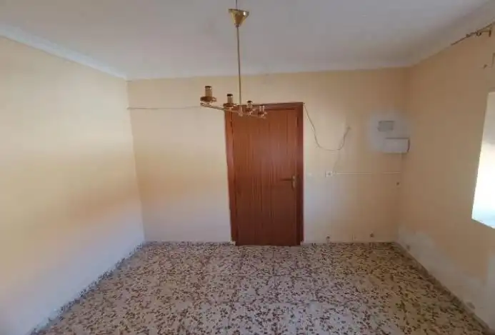 Casa o xalet en venda a C/ San Froilán , Las Mercedes - El Carmen