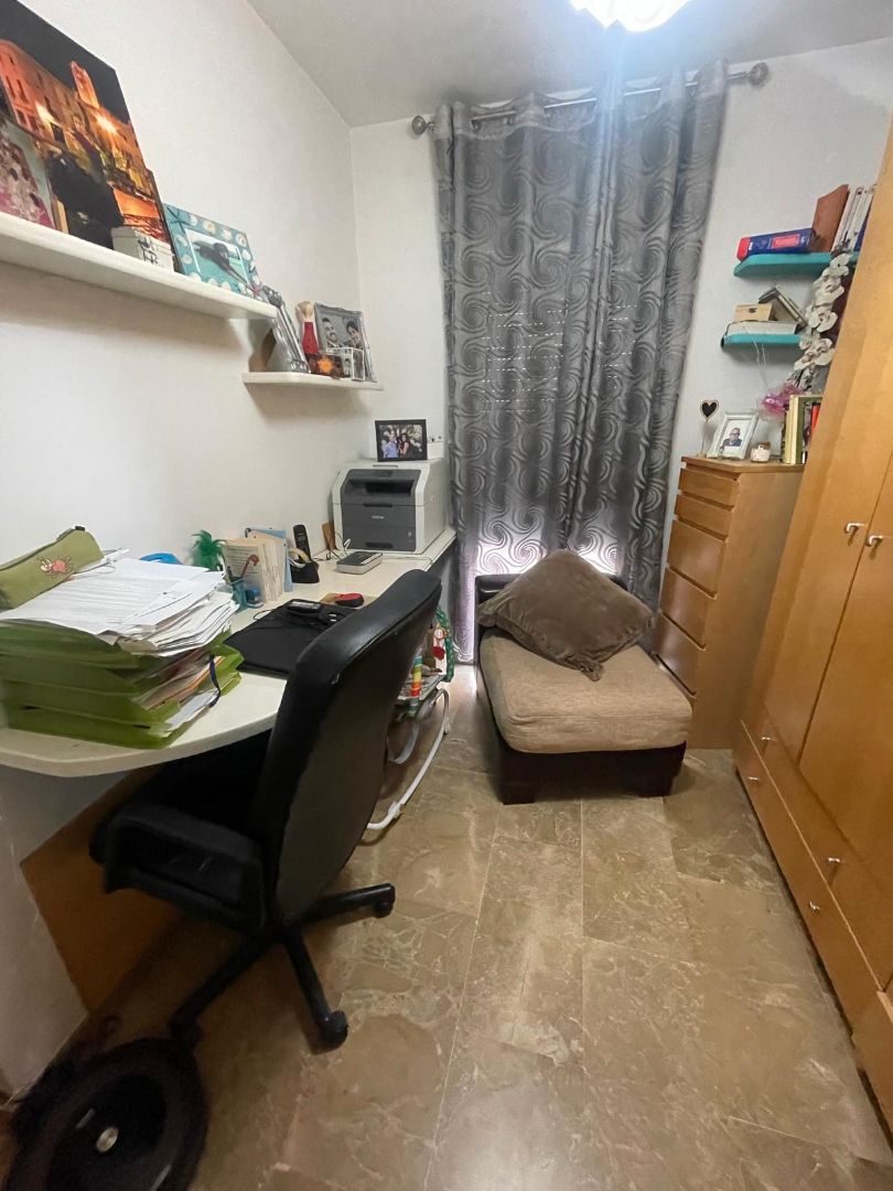 Habitación de Casa adosada en venta en Mollet del Vallès con Aire acondicionado, Calefacción y Jardín privado