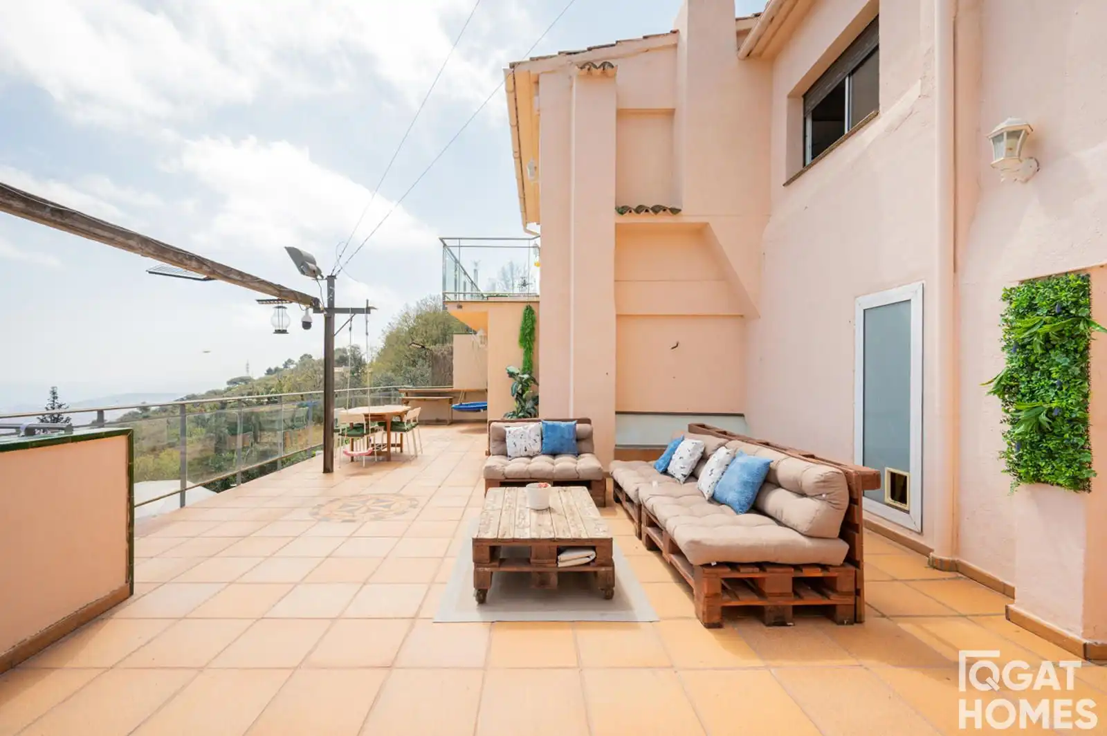 Terrassa de Casa o xalet en venda en Barcelona amb Aire condicionat, Calefacció i Jardí privat