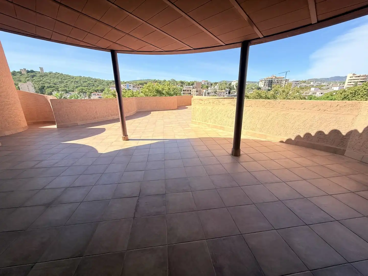 Attique avec terrasse à louer à Carrer d'Álvaro de Bazán