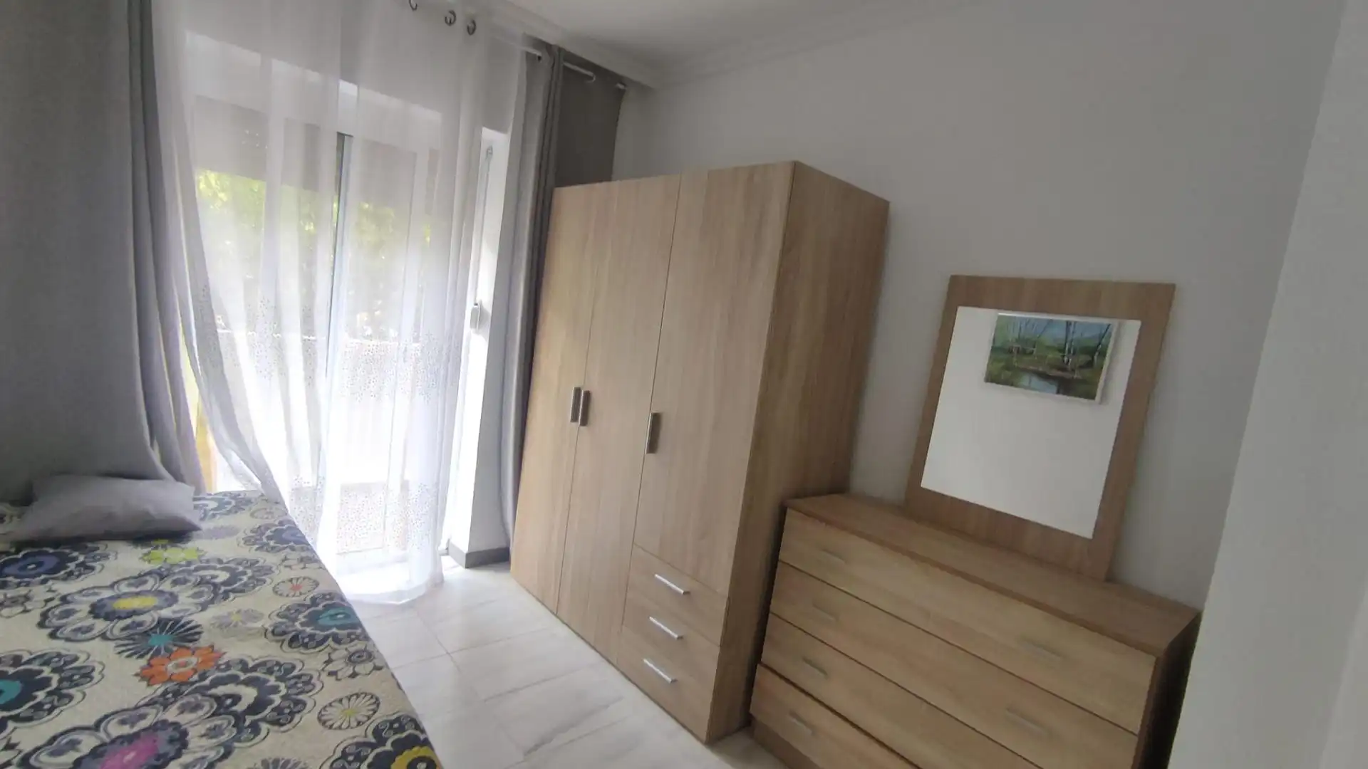 Habitación de Apartamento en venta en Alicante / Alacant con Aire acondicionado, Amueblado y Balcón