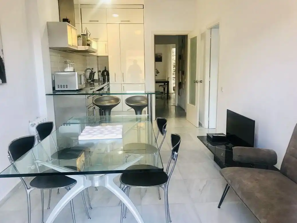 Menjador de Apartament per a compartir en Girona