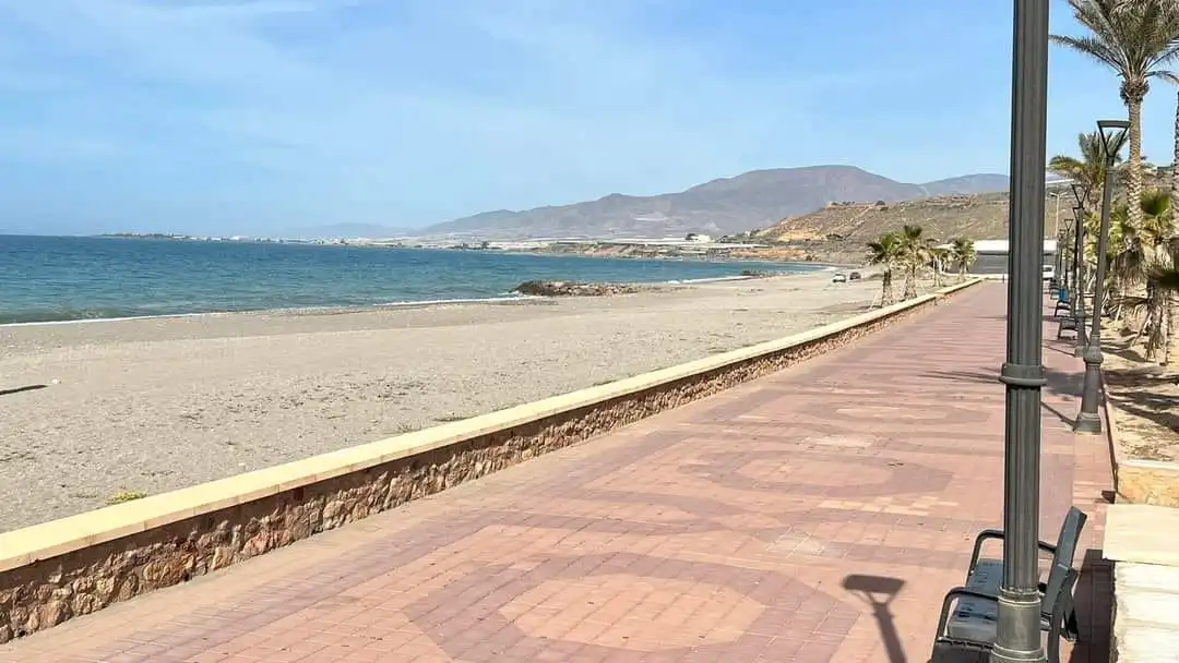Casa adosada en venta en Calle Canjáyar, 18, Balanegra