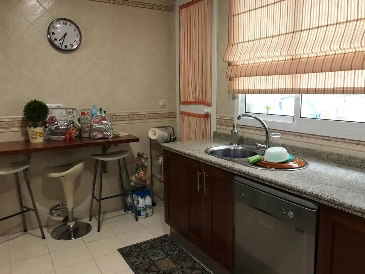 Kitchen of Flat for rent in Morón de la Frontera  with Storage room and Balcony