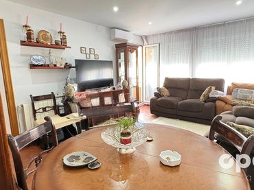 Appartamento con balcone in vendita a Ample