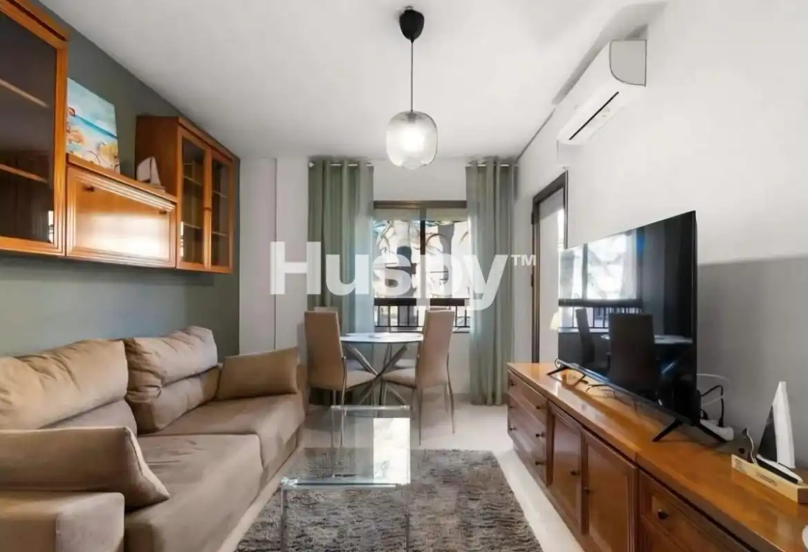 Piso con terraza en venta en Calle Júpiter, imagen 2
