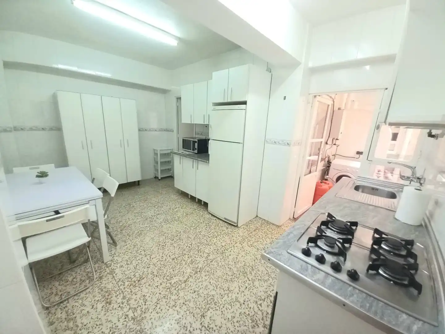 Küche von Wohnungen zur Miete in Murcia mit Möbliert, Waschmaschine und Balkon