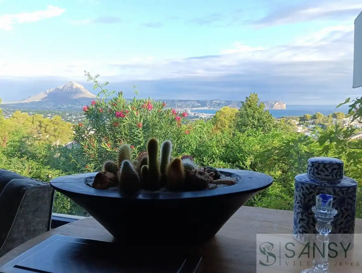 Houses for sale in Jávea / Xàbia  with Air Conditioner, Heating and Storage room