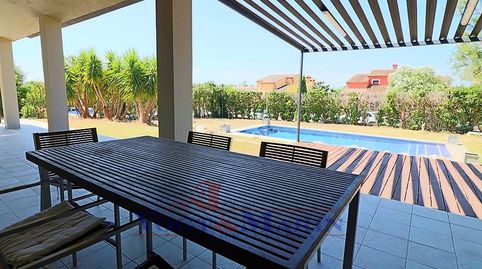 Villa totalmente renovada en la exclusiva zona de Peralada Golf