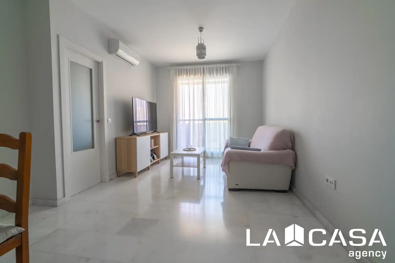 Sala de estar de Piso en venta en Dos Hermanas con Aire acondicionado, Terraza y Trastero
