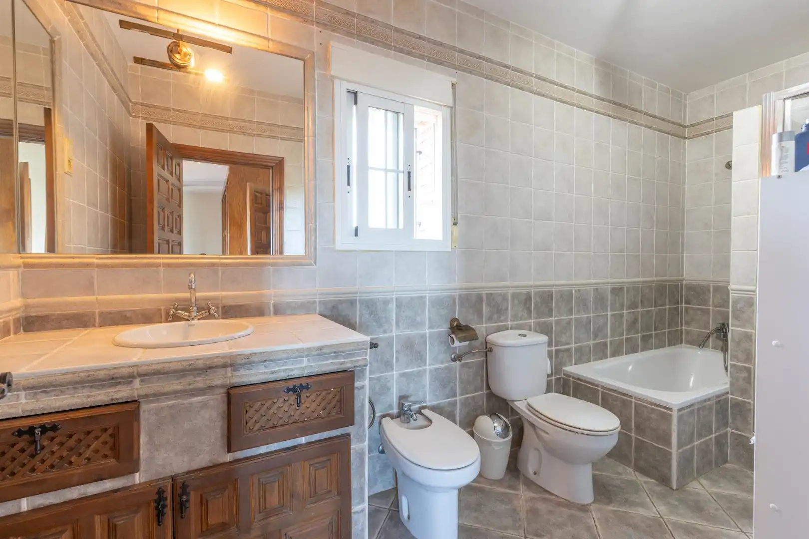 Baño de Casa o chalet en venta en Madrid con Aire acondicionado, Calefacción y Jardín privado