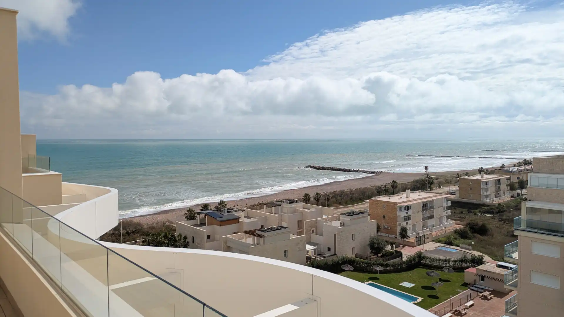 Ático de obra nueva con piscina en venta en Avinguda de la Tramuntana 22, imagen 2