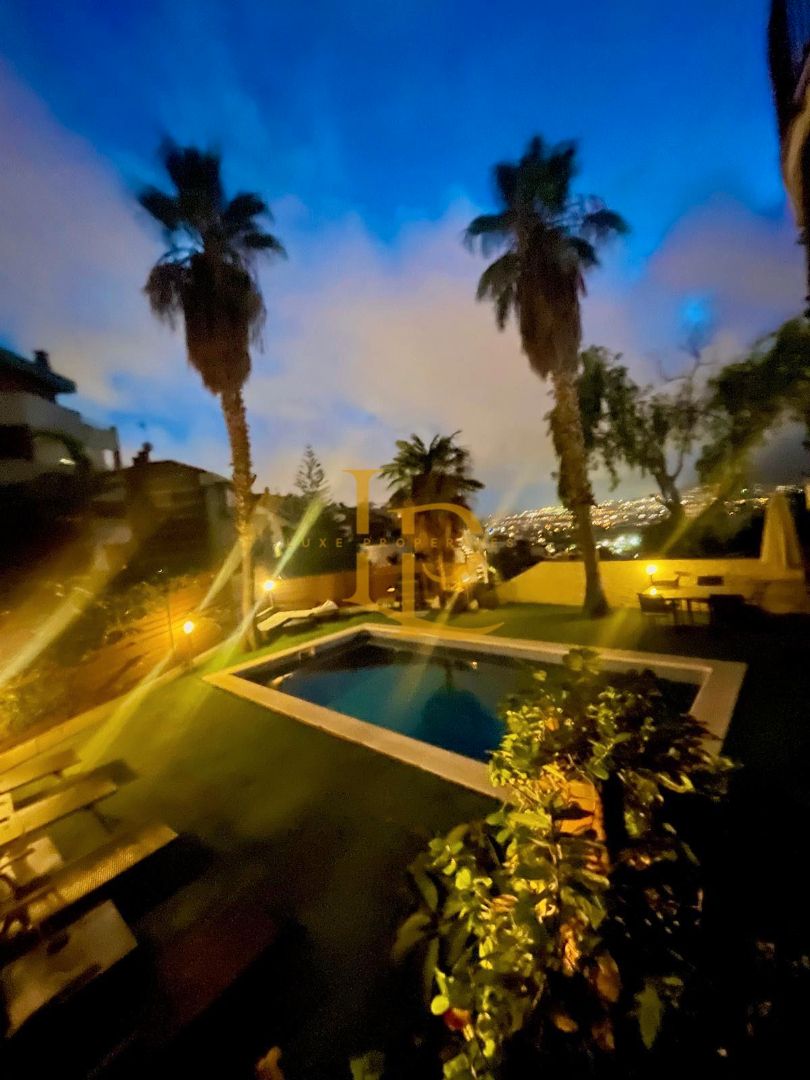 Exterior view of House or chalet for sale in Esplugues de Llobregat  with Air Conditioner, Heating and Private garden