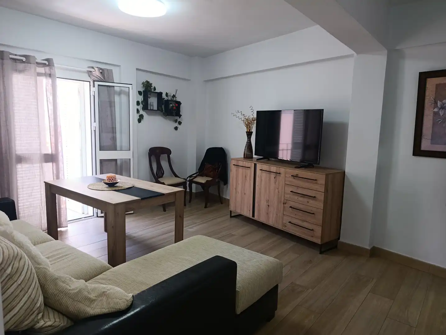 Sala de estar de Piso de alquiler en Dos Hermanas con Aire acondicionado, Trastero y Amueblado