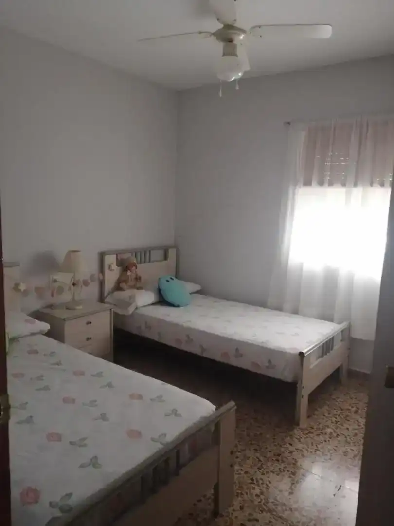 Dormitori de Casa o xalet en venda en Valdeastillas - Fuentezuelas