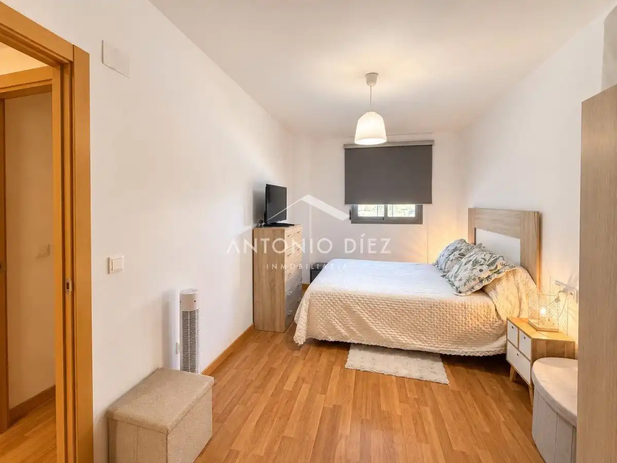 Bedroom of Flat for rent in Aspe  with Air Conditioner, Storage room and Balcony
