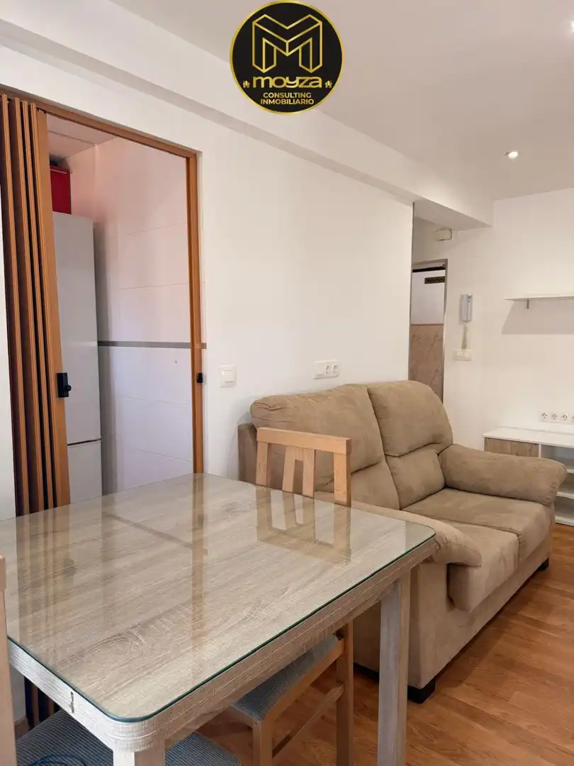Living room of Flat for rent in Jaén  with Air Conditioner and Heating