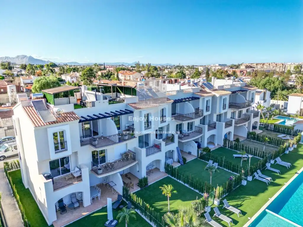 Apartamento con piscina en venta en El Montgó, imagen 4
