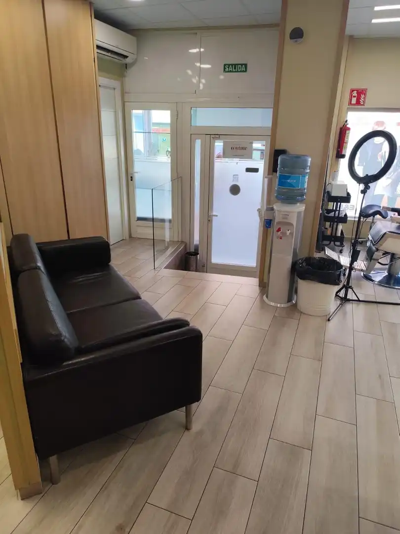 Commercial properties for transfer in Ciempozuelos  with Air Conditioner and Furnished