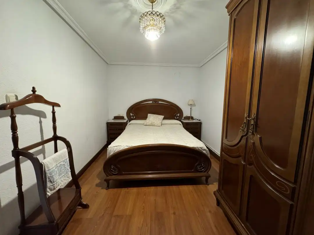 Habitación de Piso en venta en Bergara con Calefacción, Jardín privado y Amueblado