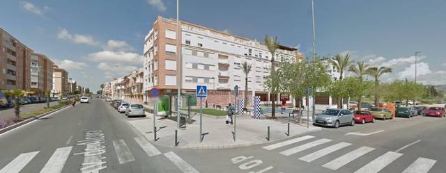 Local comercial en Alquiler en Avinguda de l'Alcora, 71 en Estación - Universidad