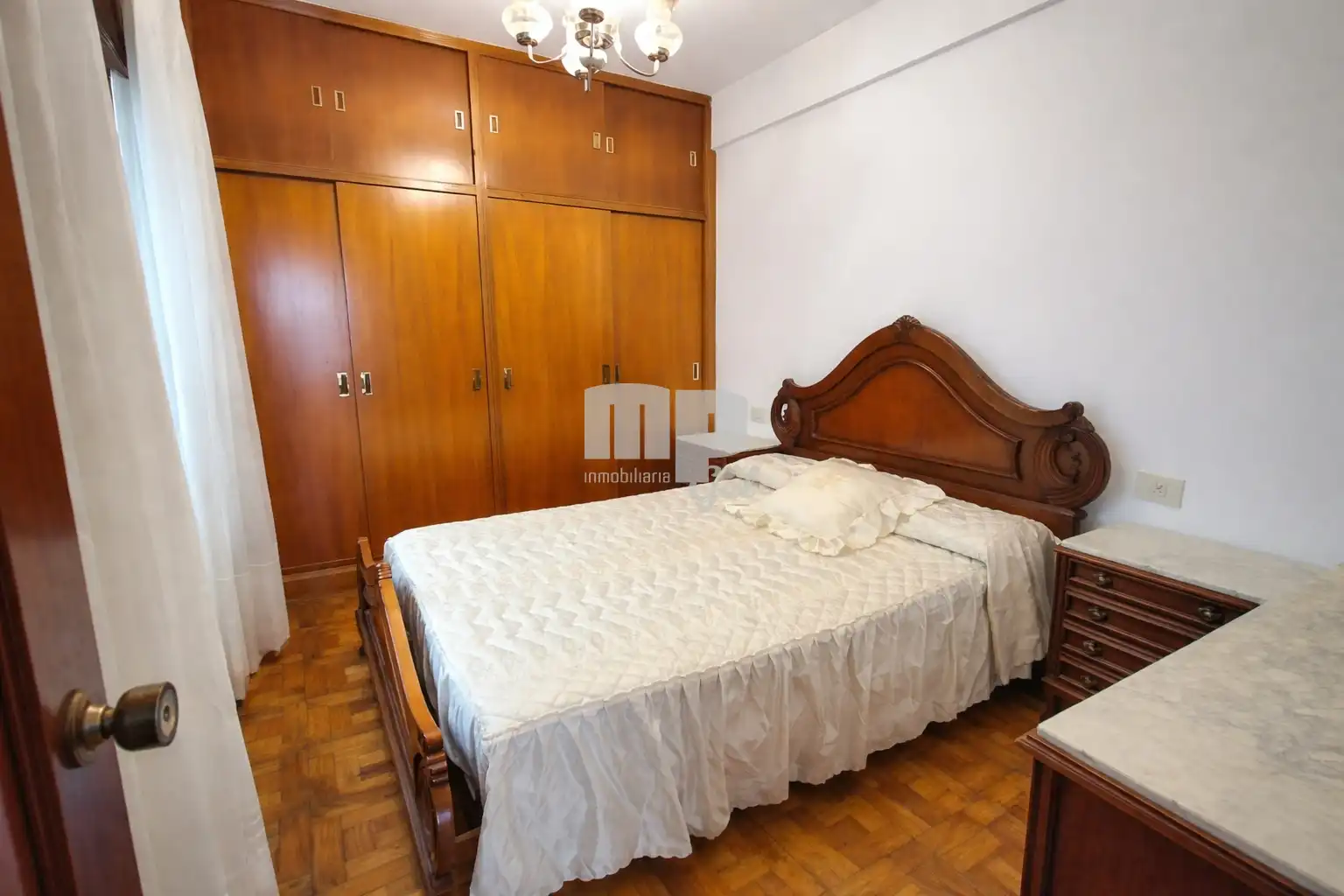 Habitación de Piso en venta en Redondela con Calefacción, Terraza y Balcón