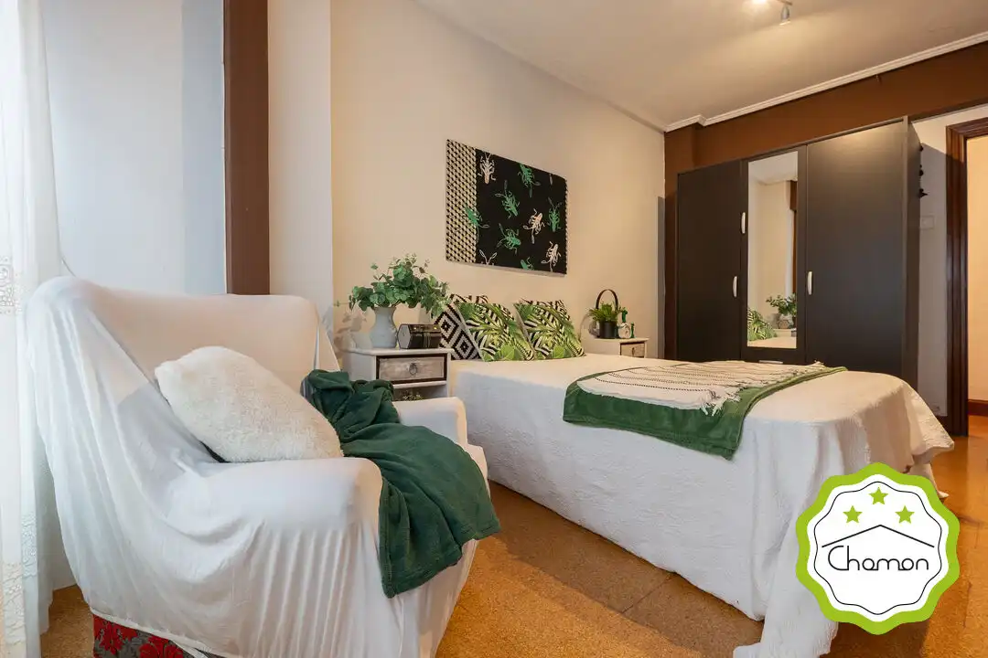 Bedroom of Flat for sale in Barakaldo   with Heating