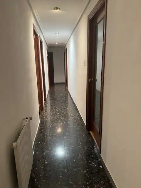 Habitación en rigoberto albors, Centre - Zona Alta