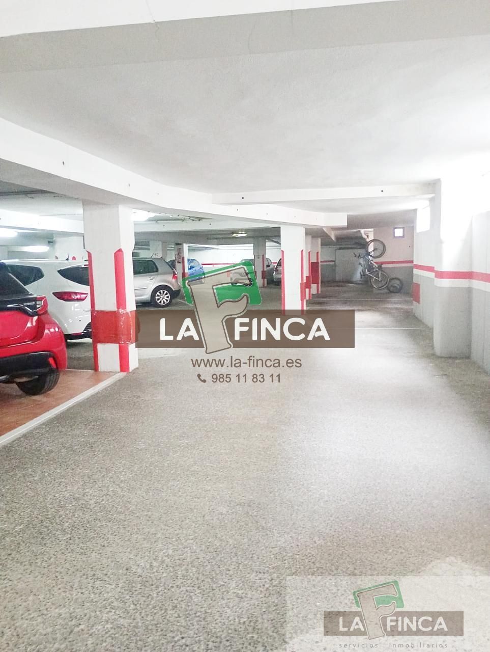 Aparcament de Garatge en venda en Oviedo 