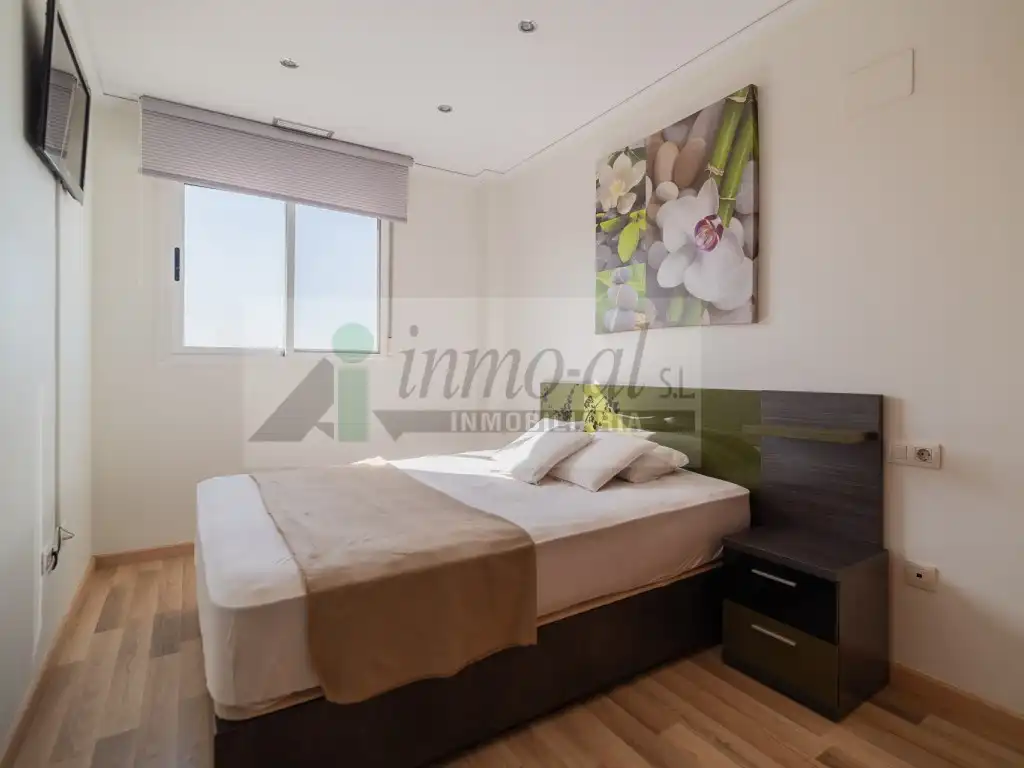 Habitación de Ático en venta en Almazora / Almassora con Aire acondicionado, Terraza y Balcón