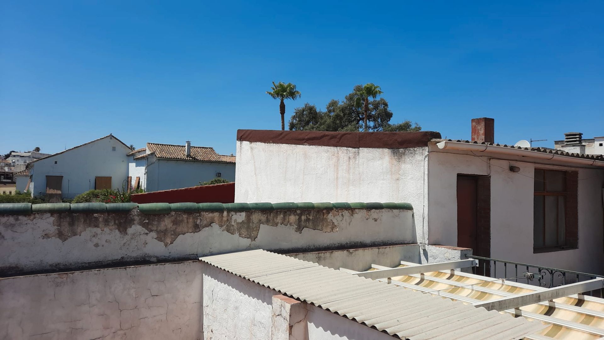 Vista exterior de Casa adosada en venda en  Córdoba Capital amb Aire condicionat, Calefacció i Jardí privat