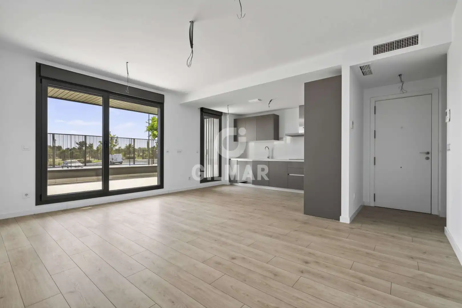 Living room of Ground floor for sale in Tomares  with Heating, Private garden and Storage room
