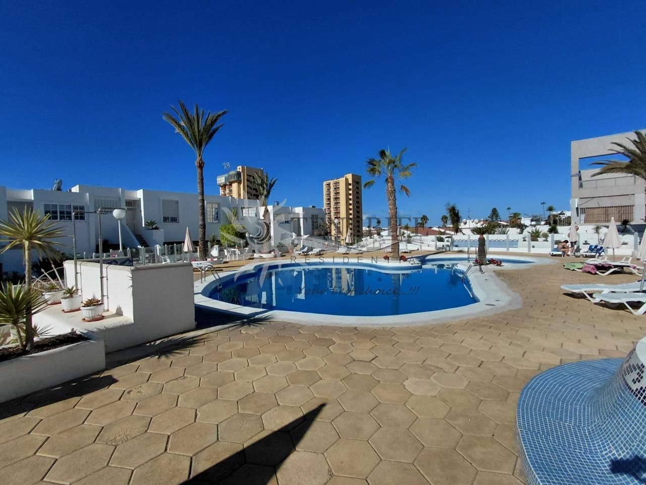 Piscina de Planta baja en venta en Arona con Aire acondicionado, Terraza y Amueblado