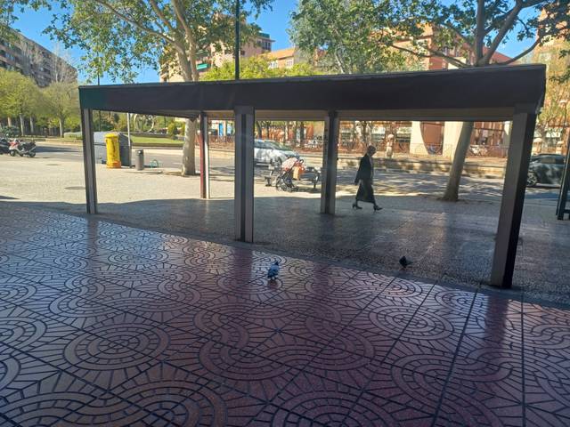 Local comercial en Alquiler en Avenida de Pablo Gargallo en La Almozara