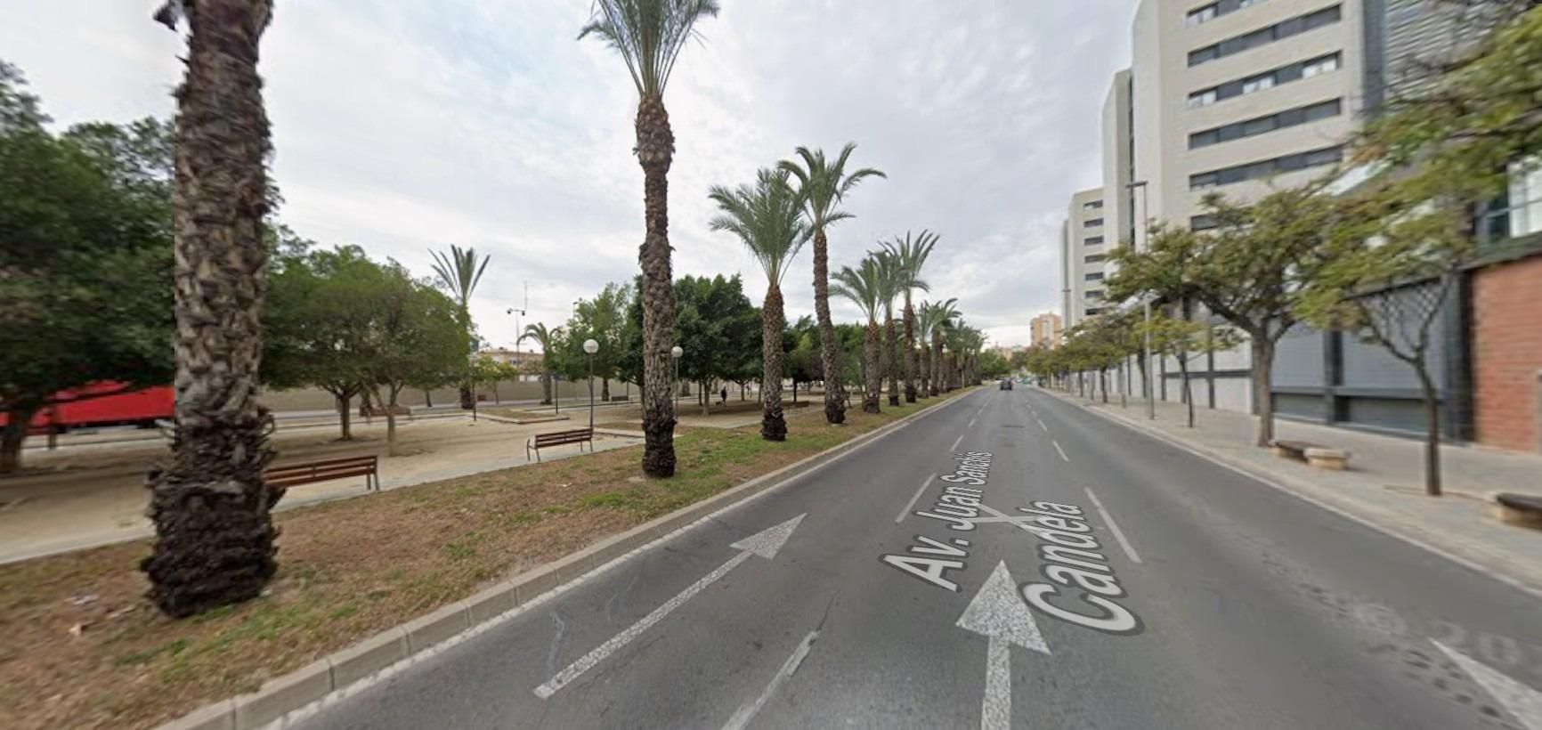Vista exterior de Pis en venda en Alicante / Alacant amb Aire condicionat, Calefacció i Jardí privat