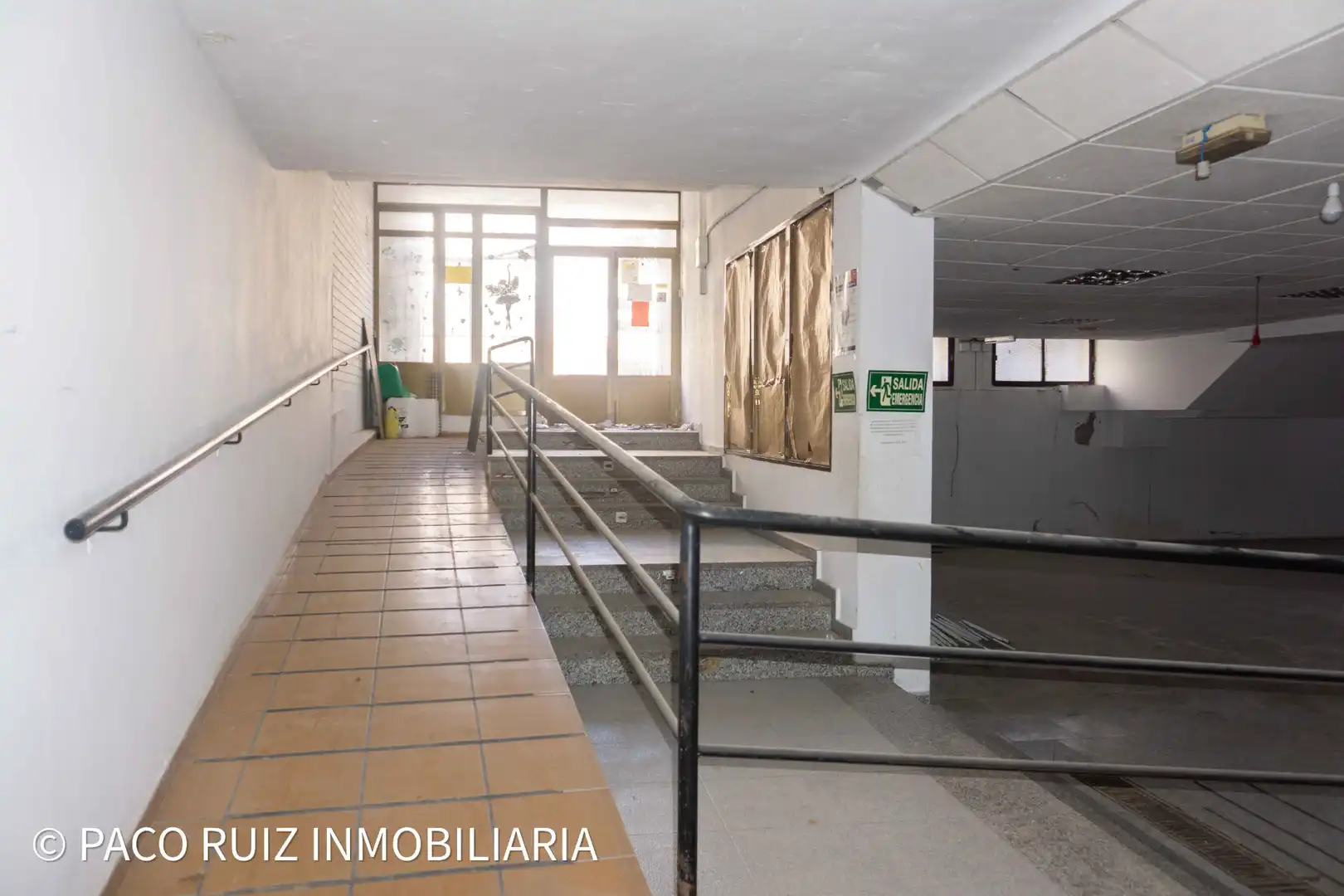 Gewerbefläche zum Verkauf in Calle Alvarez de Sotomayor 54, imagen 4