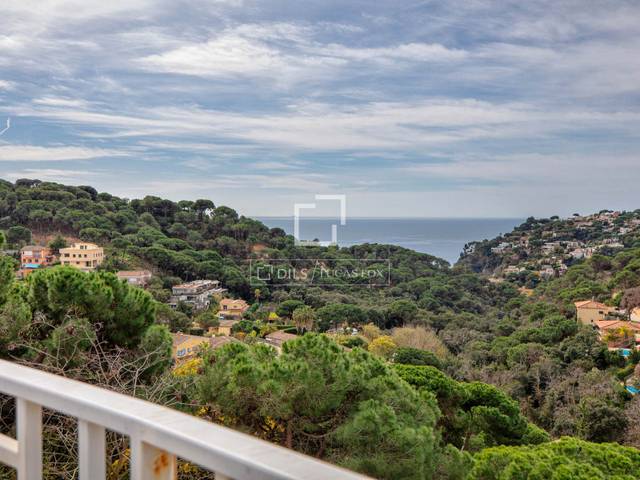 Casa-chalet en Venta en Canyelles