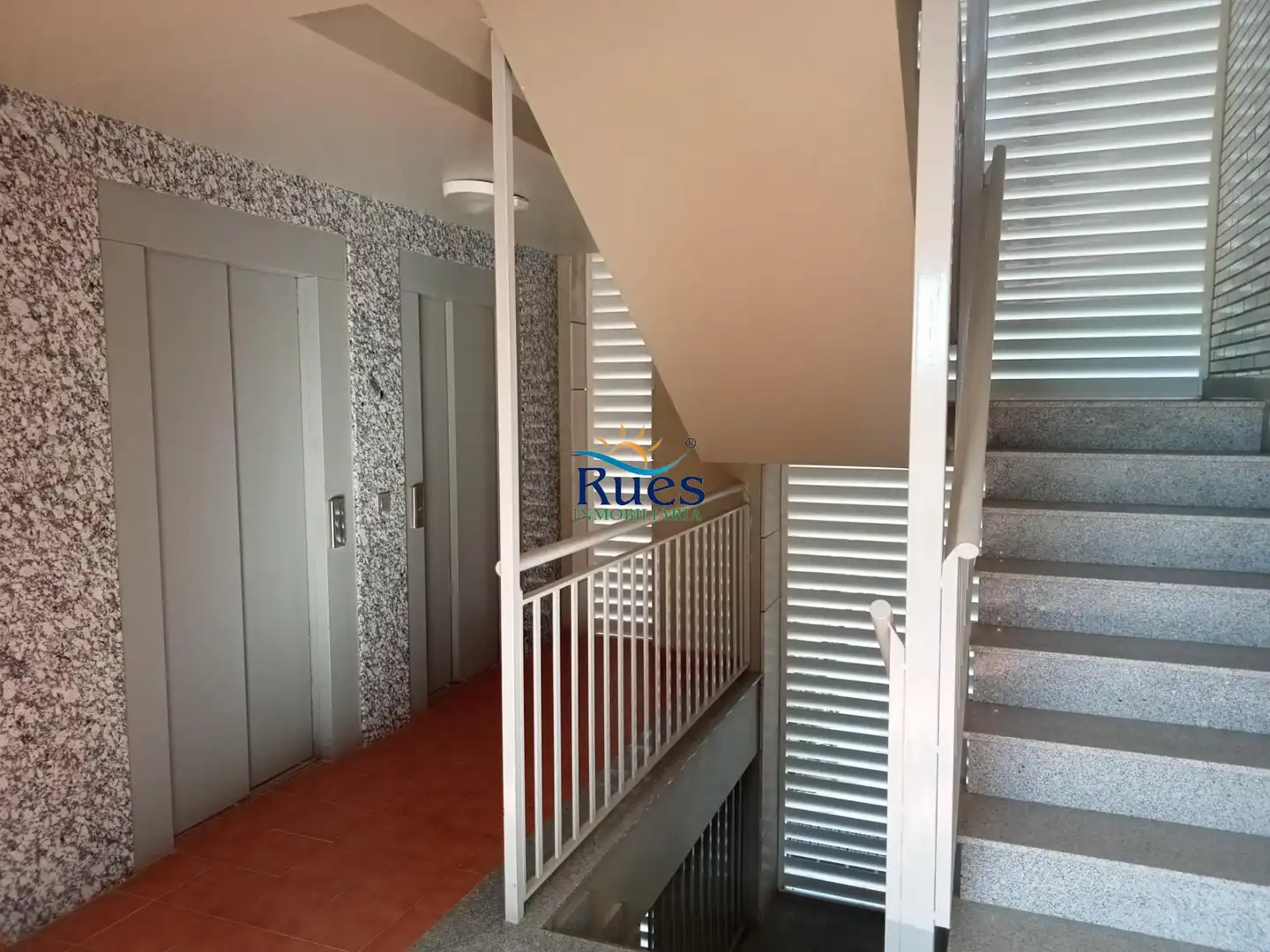 Erdgeschoss zum Verkauf in Oropesa del Mar / Orpesa mit Heizung, Terrasse und Abstellraum