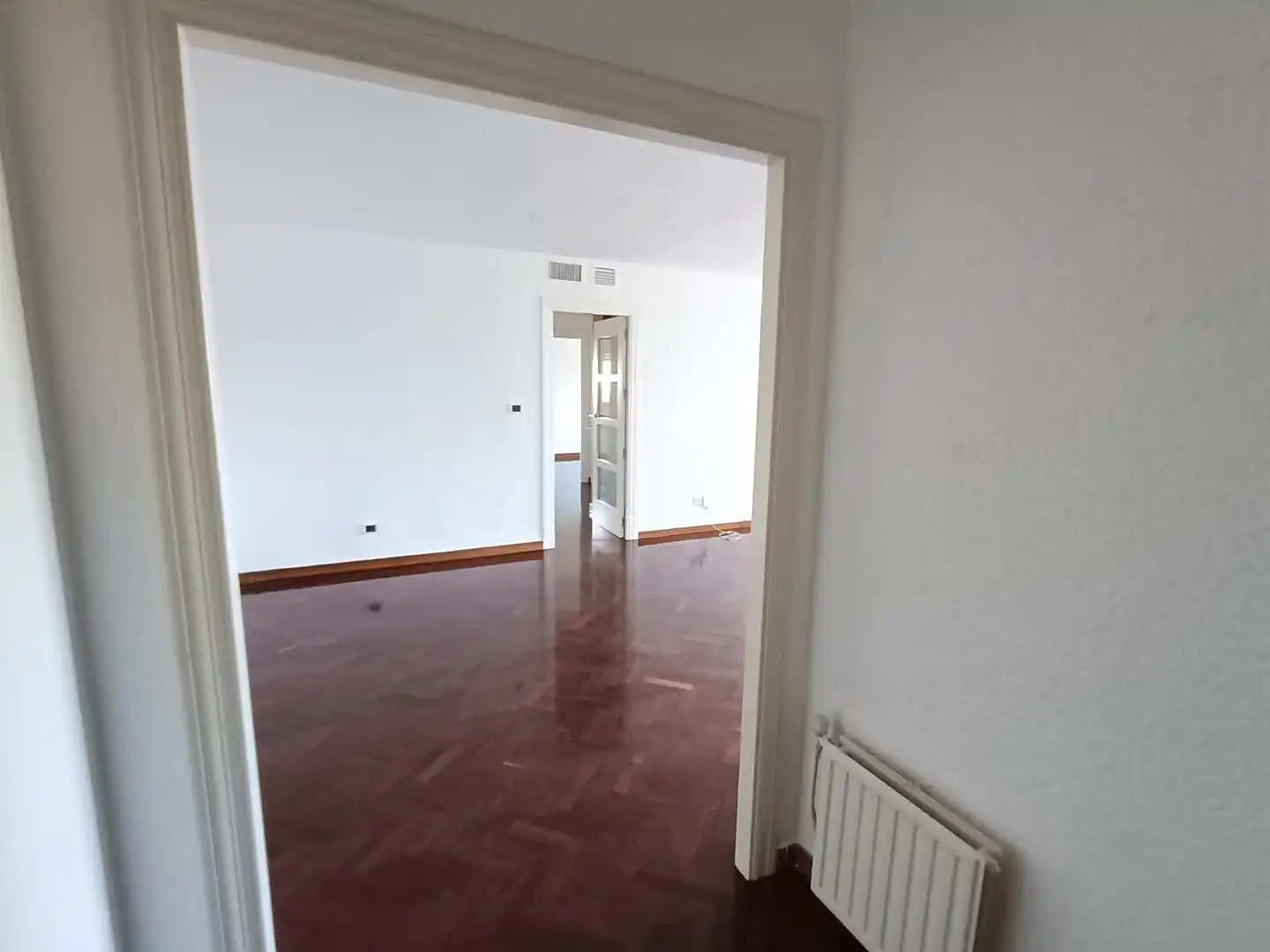 Piso de alquiler en Infante Juan Manuel