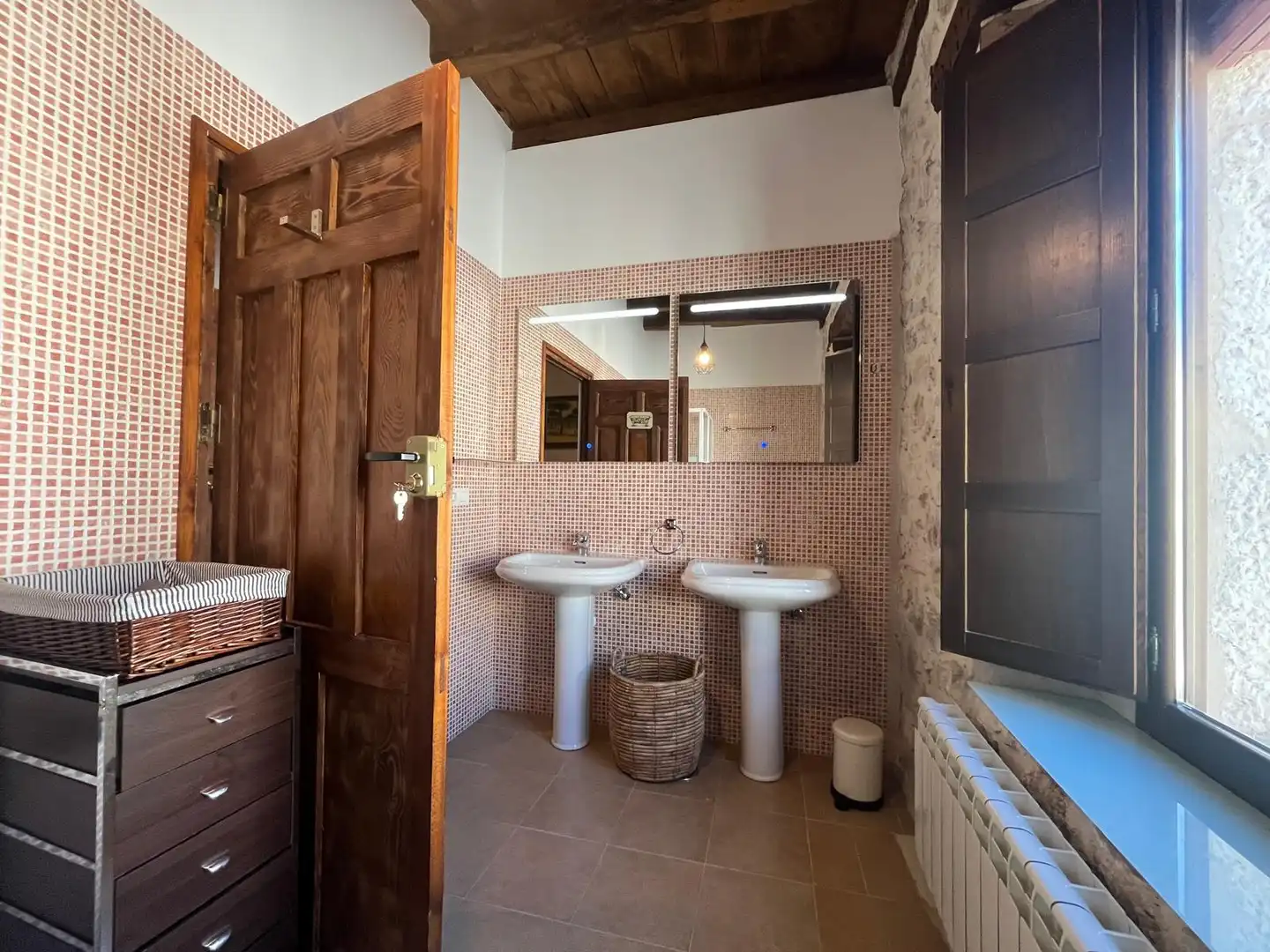 Baño de Casa o chalet en venta en La Parrilla  con Calefacción, Amueblado y Alarma