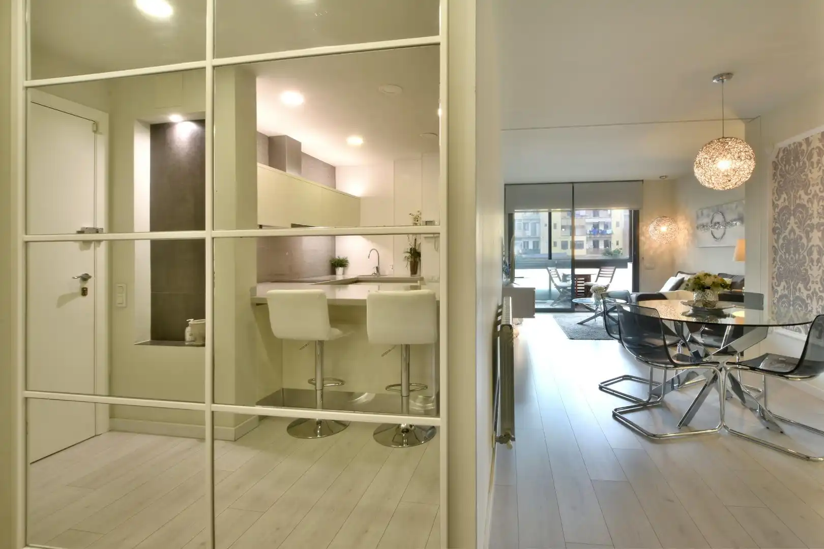 Cocina de Piso en venta en Barcelona con Parquet, Terraza y Balcón