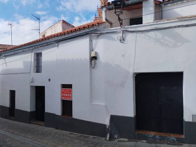 Casa-chalet en Venta en Calle María Pilar Lasarte en Jerez de los Caballeros