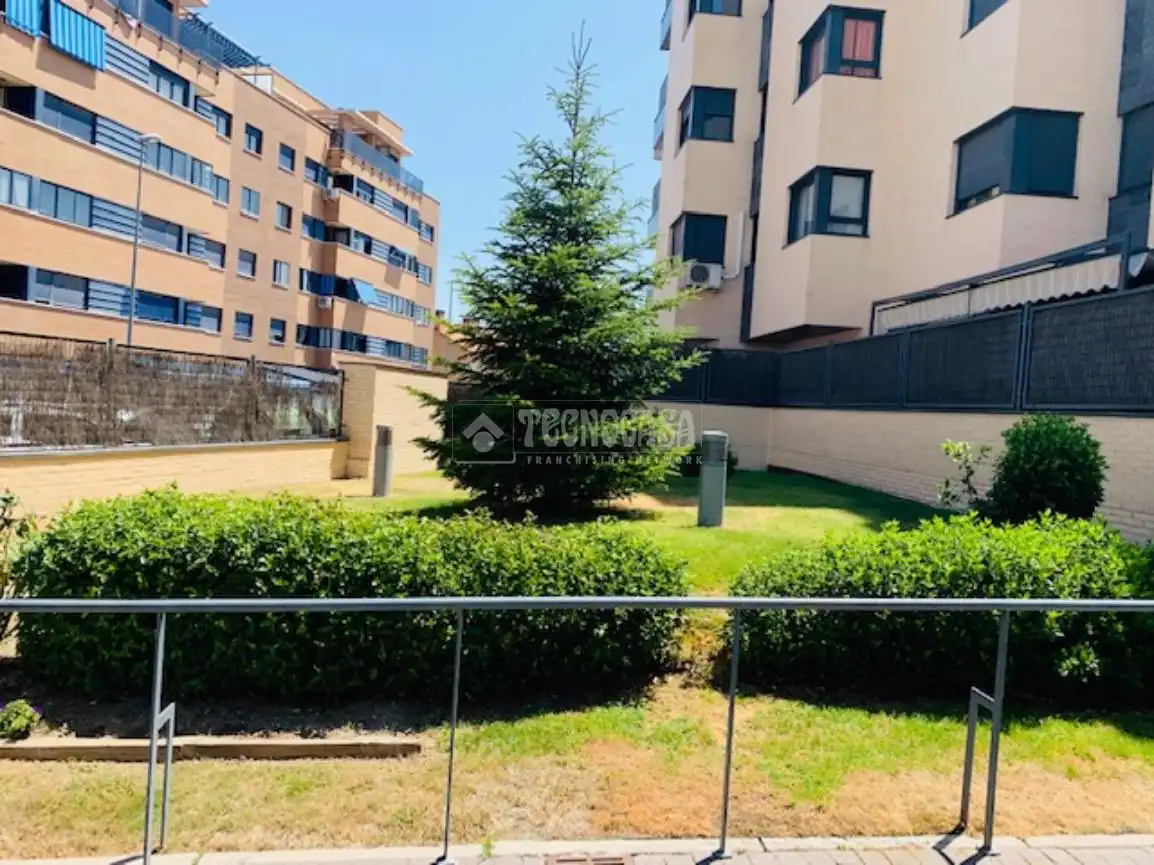 Piso en venta en Valdemoro con Piscina comunitaria