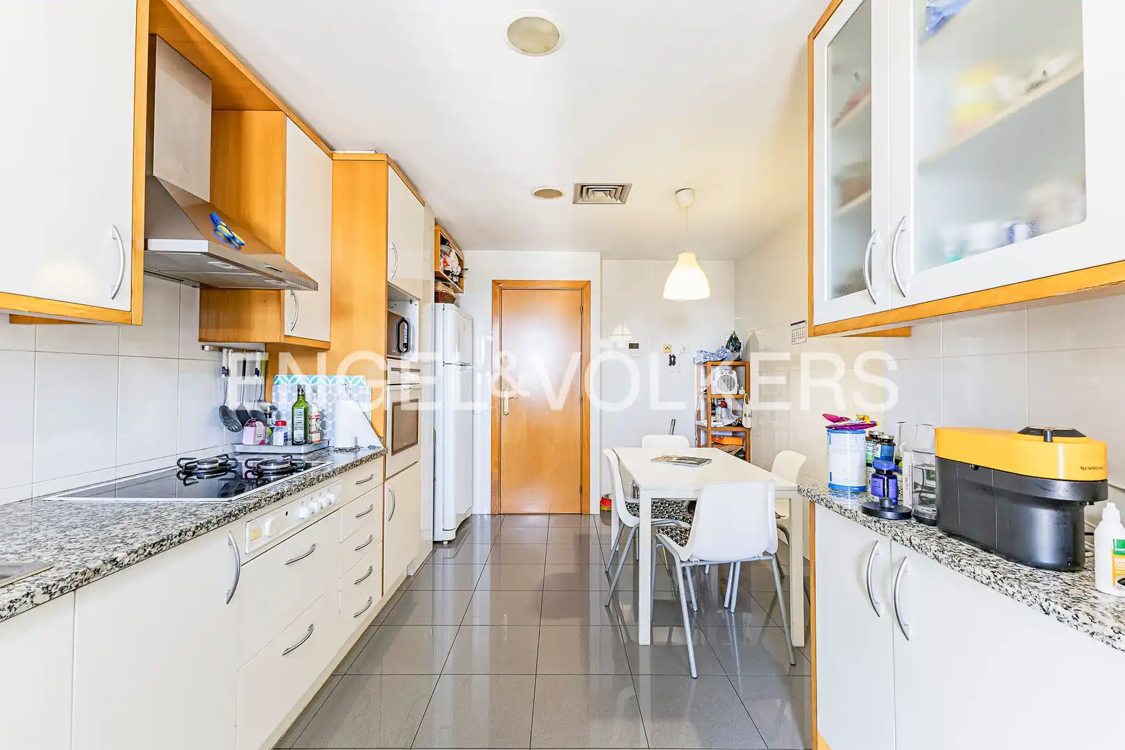 Flat with terrace to rent in El Centre, imagen 8
