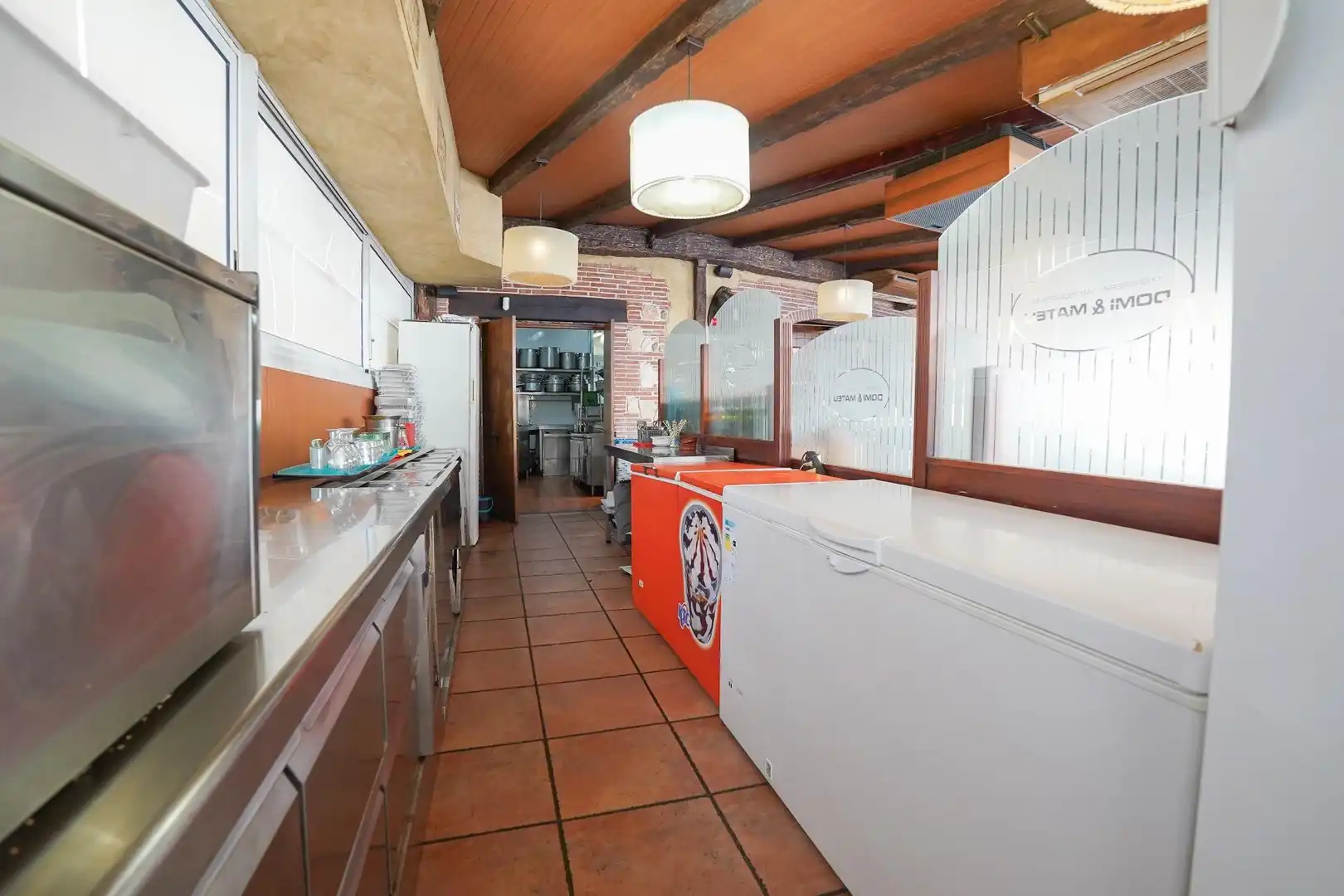 Business premises for sale in Carrer de Montserrat Caballé, imagen 18