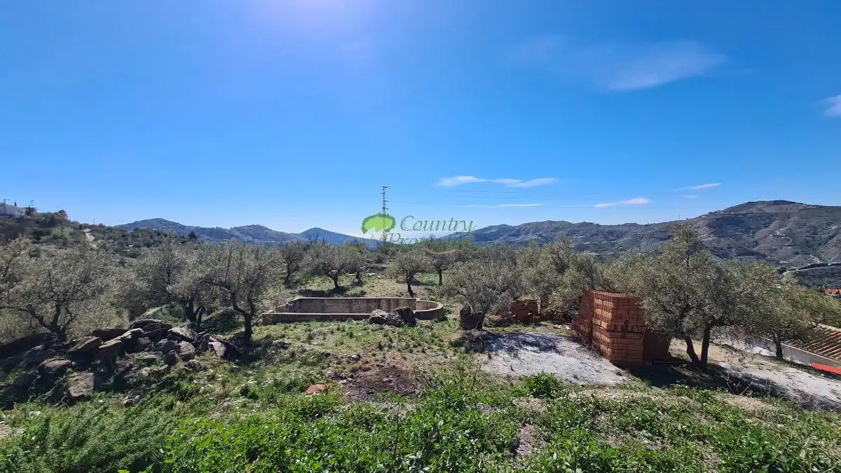 Finca rústica en venda en Canillas de Albaida amb Aire condicionat, Calefacció i Jardí privat