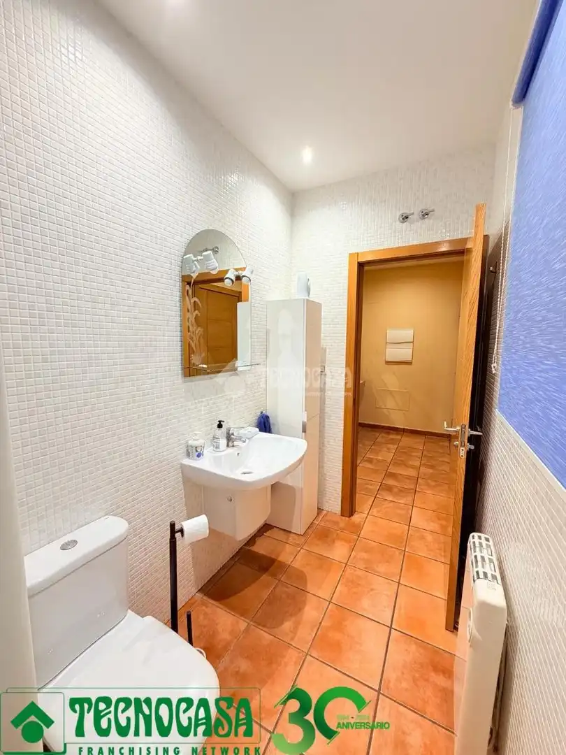 Baño de Casa adosada en venta en Burujón con Aire acondicionado, Calefacción y Terraza