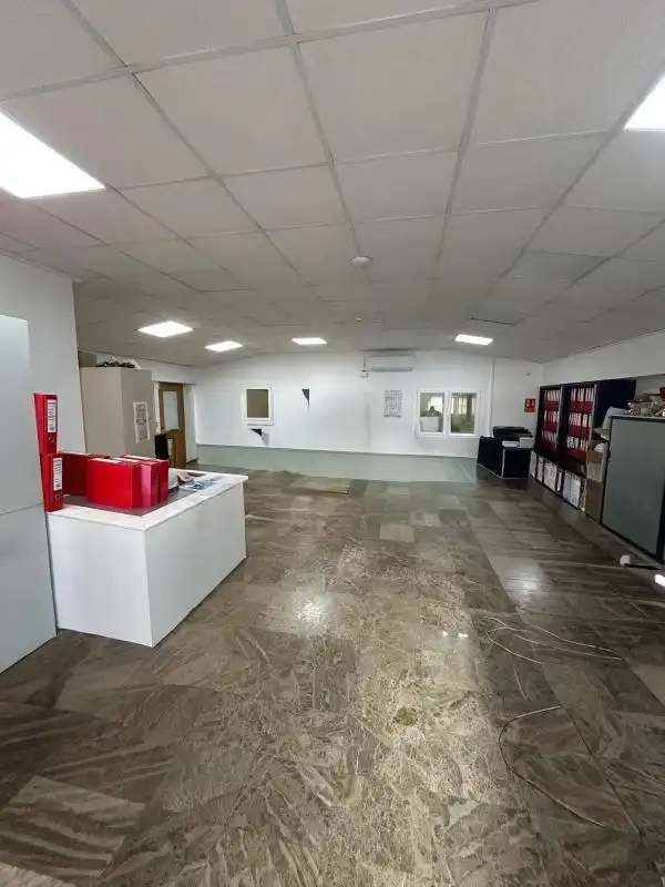 Nave industrial en venta en Carrer Comuna di Carrara, imagen 5