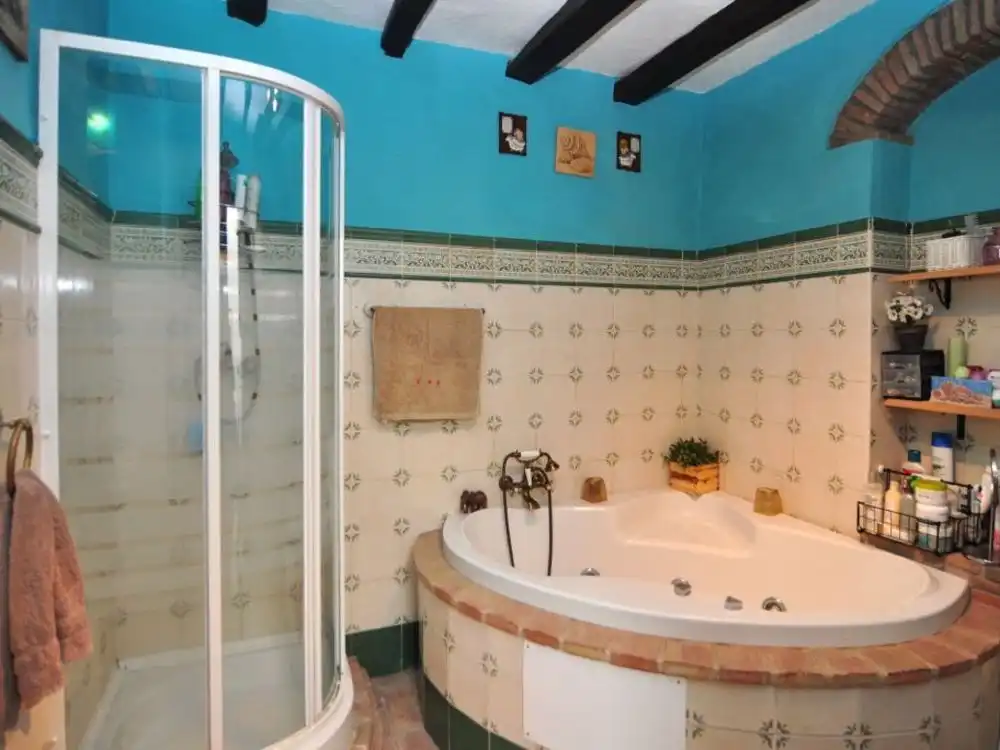 Bany de Casa o xalet en venda en San Roque amb Aire condicionat, Terrassa i Balcó