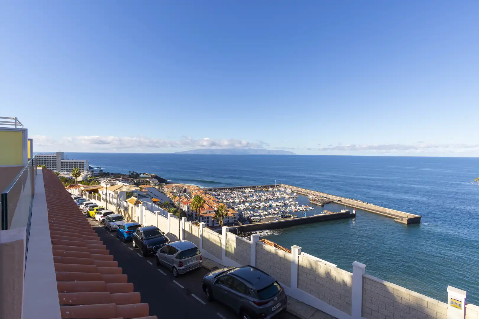 Vista exterior de Piso de alquiler en Santiago del Teide con Aire acondicionado, Calefacción y Terraza